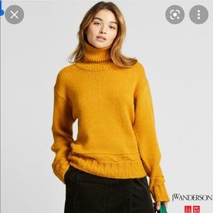 Uniqlo x JW Anderson turtleneck sweater